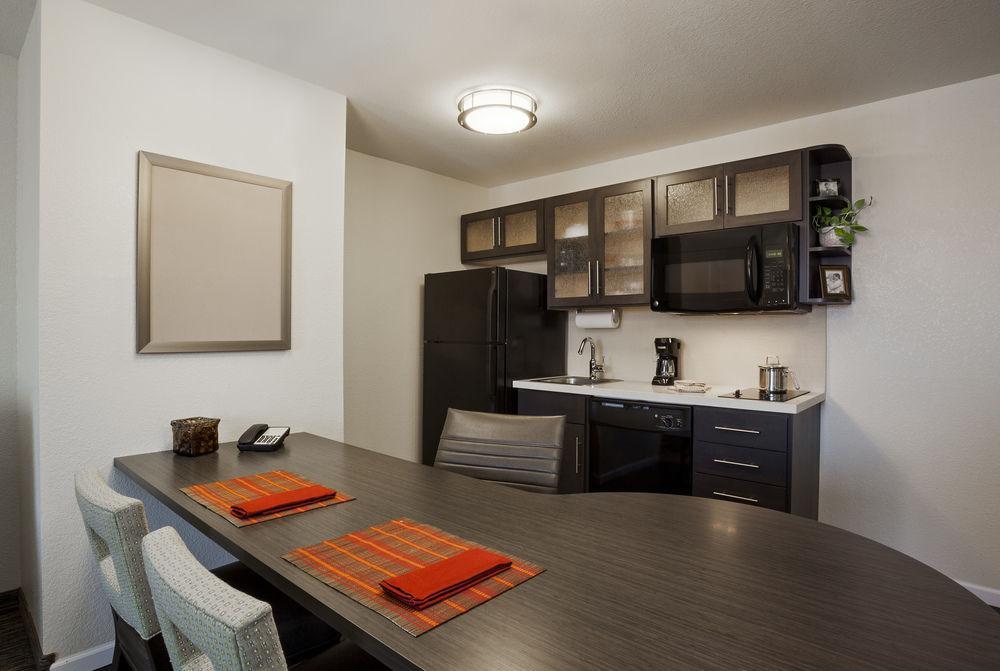 Candlewood Suites College Station By Ihg Bryan Eksteriør bilde